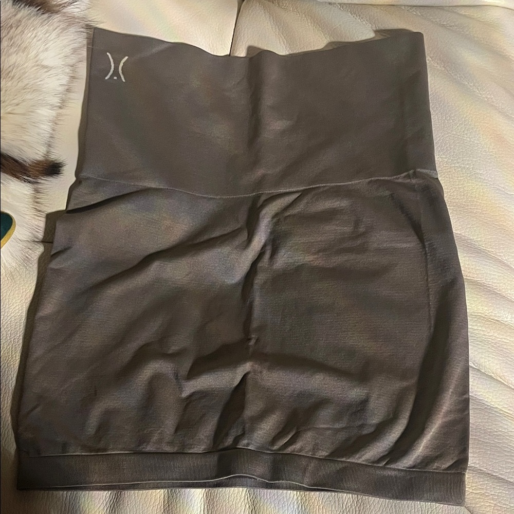 Yummie Control half slip NWOT